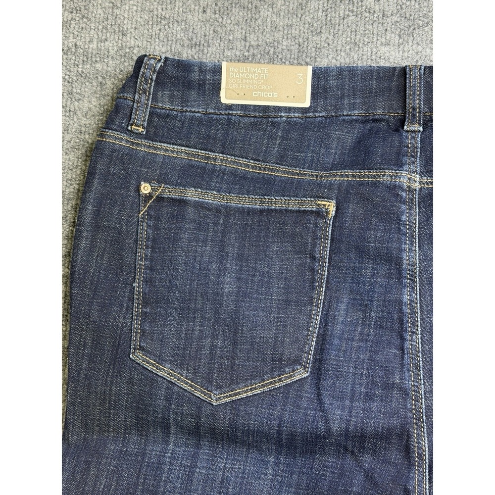 So Slimming By Chico's Women's Dark Wash Girlfriend Crop Blue Jeans Size 3 (XL) - Picture 11 of 13